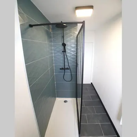 Lejlighed Lumineux Appartement Recement Renove Et Meuble Laval (Mayenne)